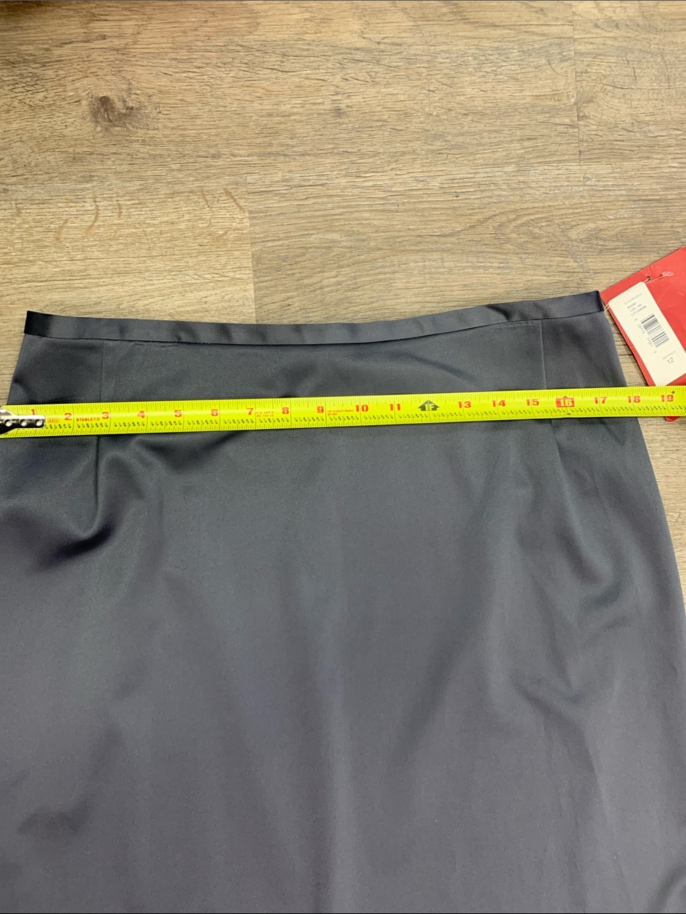 JS Collections Black Satin Maxi Skirt - Picture 5 of 5